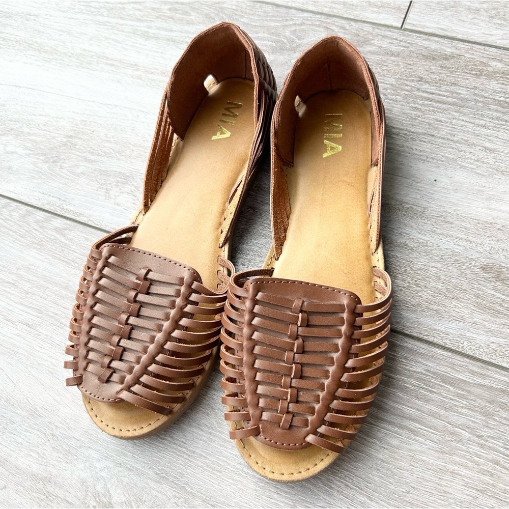 Mia Brown Pandora Ballet Flat
